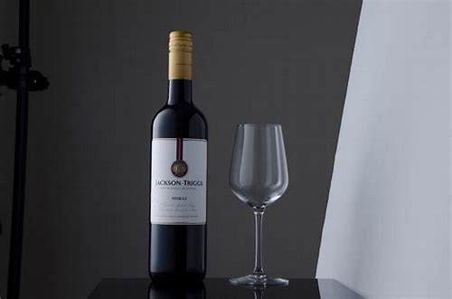 酒类产品拍摄:打造诱人视觉盛宴