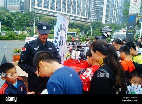 深圳警察宣传片震撼全球：科技赋能下的平安之城形象跃然国际视野